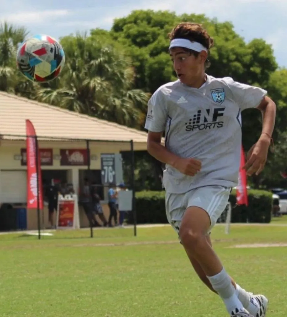 Iván de María Zamorano Alberó sueña con ser futbolista, como su padre. (Foto: Instagram)
