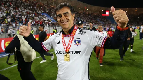 El entrenador Gustavo Quinteros obtuvo cuatro títulos en Colo Colo, siendo el último la Copa Chile 2023 (Foto: Álex Díaz/Photosport)
