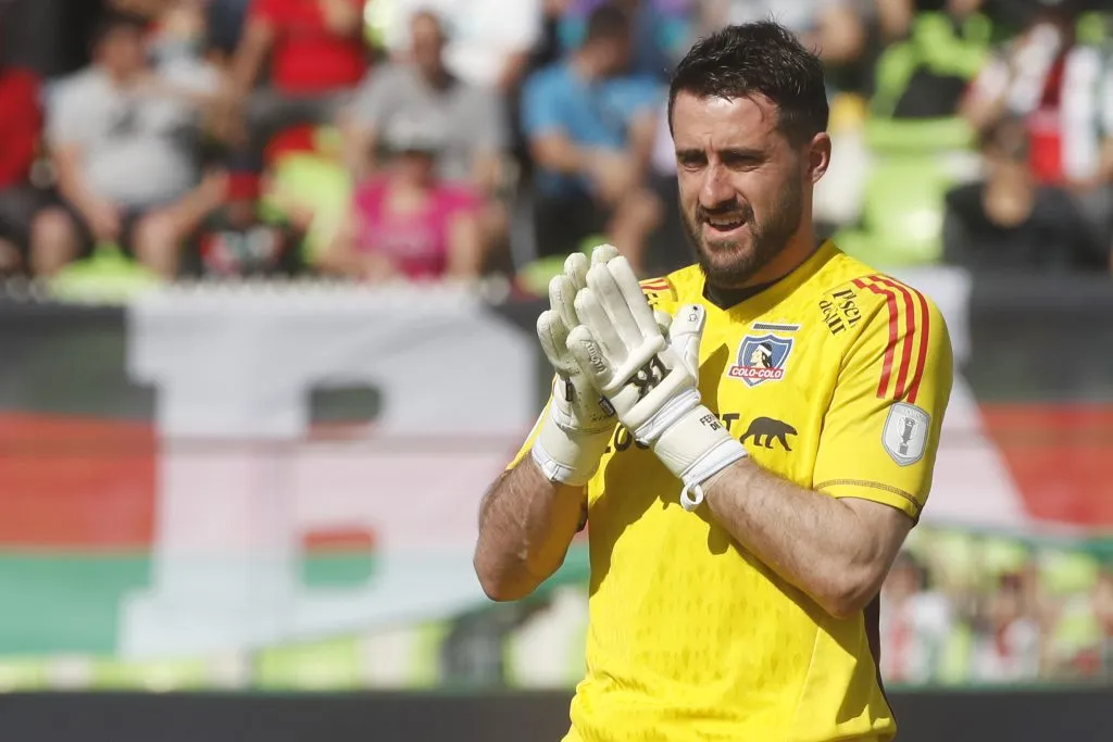 De Paul se ha ido ganando el cariño del pueblo colocolino a punta de buenas actuaciones | FOTO: Jonnathan Oyarzun/Photosport