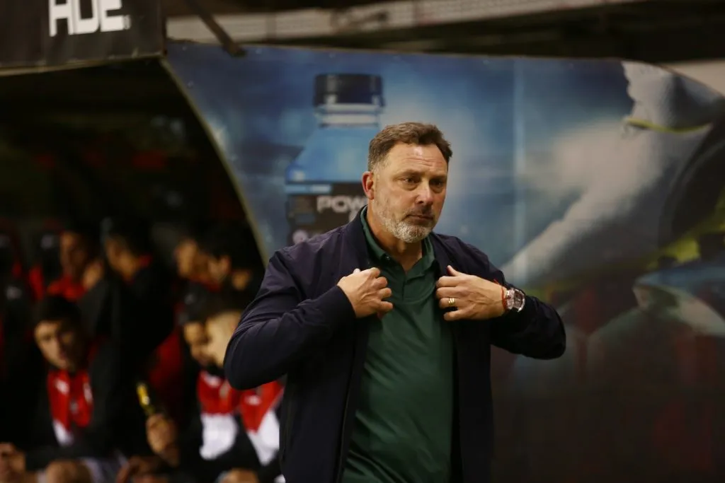 Hernán Caputto no continúa como entrenador de Ñublense (Foto: Photosport)