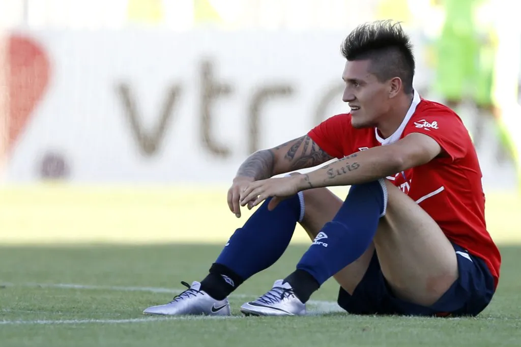 Castillo vistiendo la camiseta de la UC | FOTO: Andres Pina/Photosport