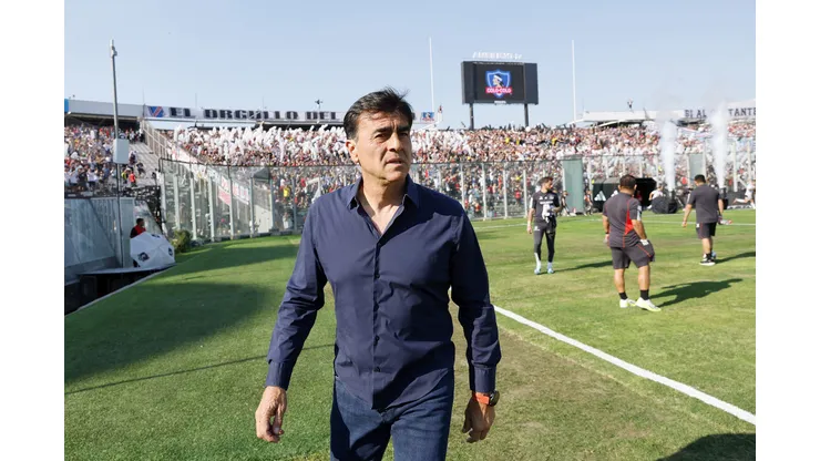 Gustavo Quinteros se refiere a su continuidad en Colo Colo (Foto: Photosport)