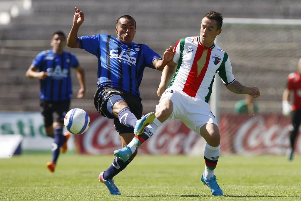 Gerson Valle -izq- quedó en prisión preventiva por tráfico de drogas (Photosport)