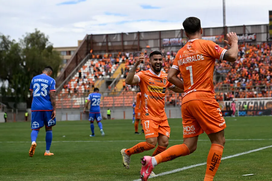 Cobreloa es la primera opción de Insaurralde. | Foto: Photosport