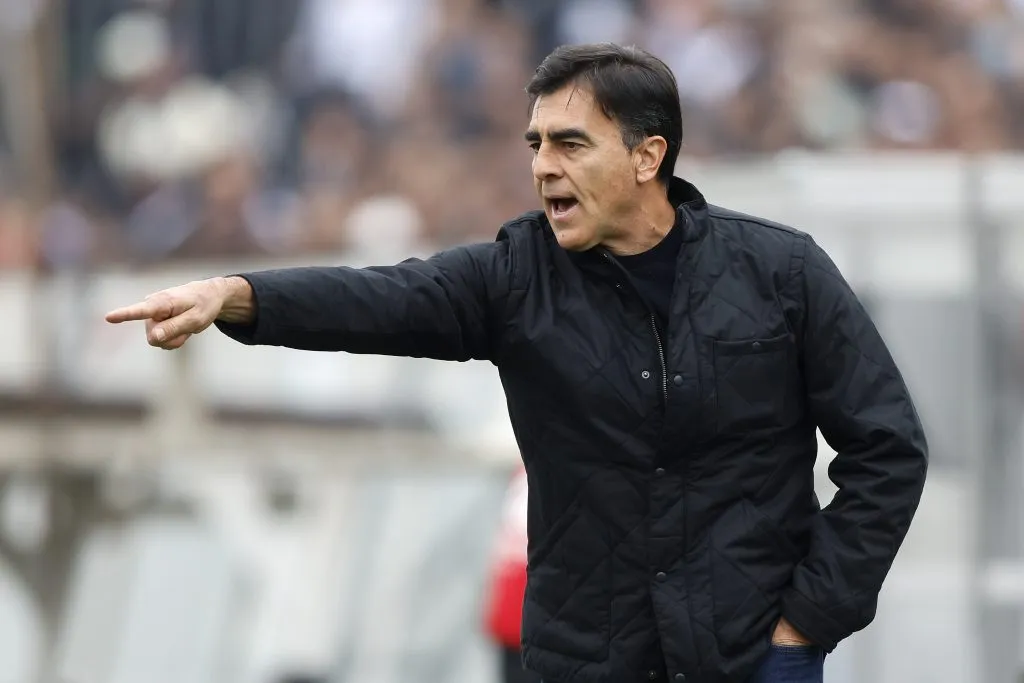 Gustavo Quinteros es opción para asumir en la banca de Racing Club (Foto: Photosport)