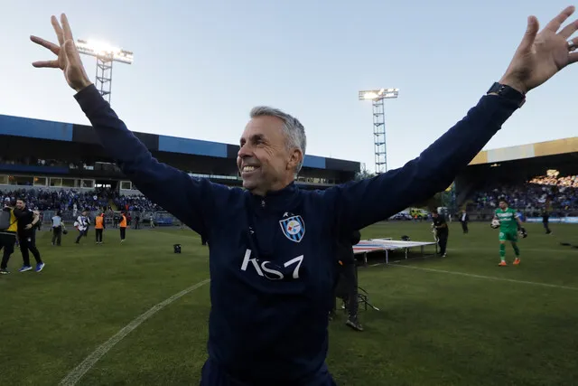 Gustavo Álvarez salió campeón con Huachipato y ahora podría llegar a la U (Foto: Photosport)