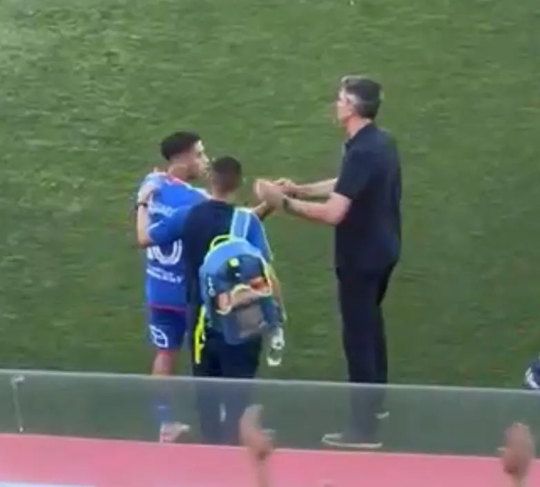 El primer saludo entre ambos fue por cumplir (Bolavip)