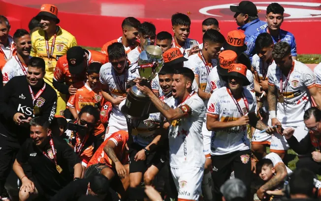 Cobreloa deja atrás los festejos y ya piensa en la pretemporada (Photosport)