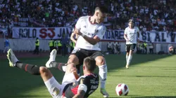 Colo Colo visita a Curicó Unido en la última fecha del Campeonato Nacional 2023. (Foto: José Robles/Photosport)