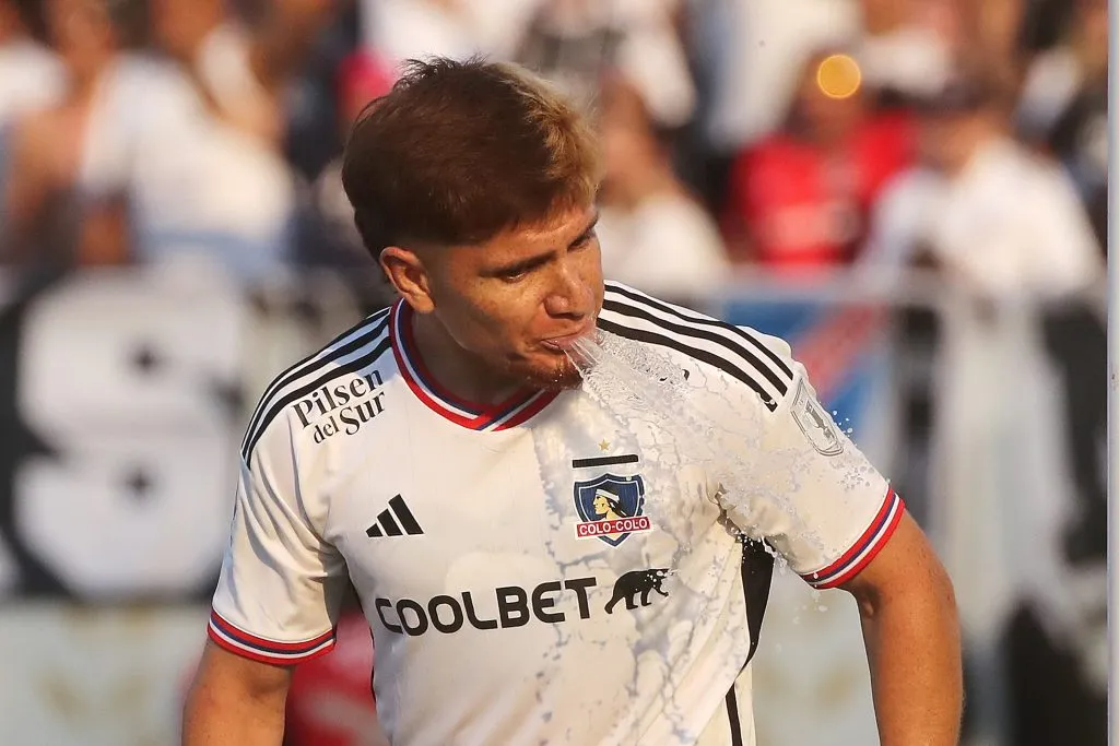 Leonardo Gil fue apuntado por Pato Yáñez por su baja de rendimiento en Colo Colo. (Foto: Jonnathan Oyarzún/Photosport)