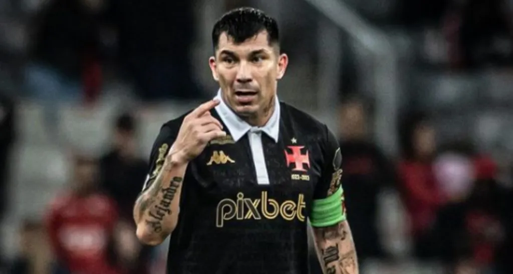 Gary Medel quiere mantenerse en Brasil y descartó un retorno a la UC