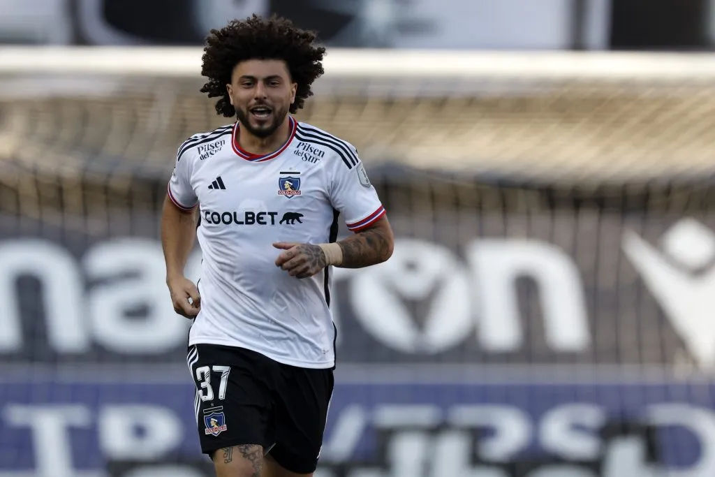 Maximiliano Falcón se perderá los dos últimos partidos de Colo Colo en la temporada 2023. (Foto: Andrés Pina/Photosport)
