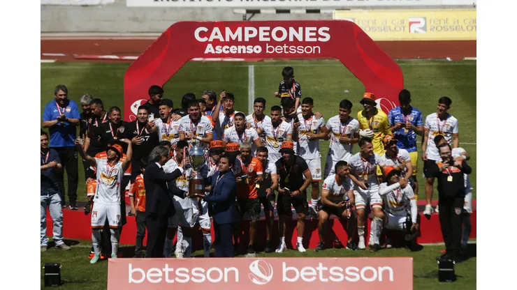 Cobreloa busca reforzarse para competir en Primera División (Foto: Photosport)