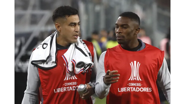Darío Lezcano y Fabián Castillo llegaron como refuerzos pero no estarían en los planes de Colo Colo para el 2024. (Foto: Jonnathan Oyarzún/Photosport)