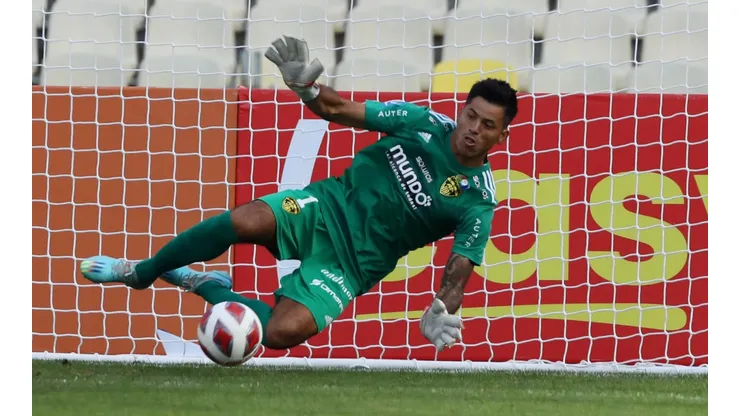 Nery Veloso tuvo una excelente temporada con Fernández Vial (Foto: Photosport)