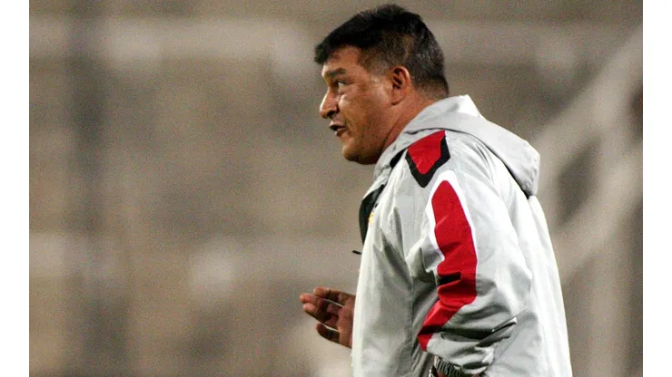 Hisórico entrenador del balompié nacional se refiere a un posible regreso de Claudio Borghi (Foto: Photosport)