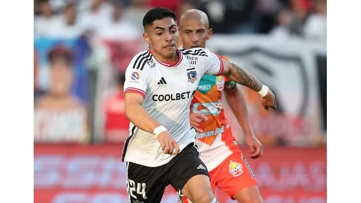 Jordhy Thompson tiene un principio de acuerdo con Colo Colo.