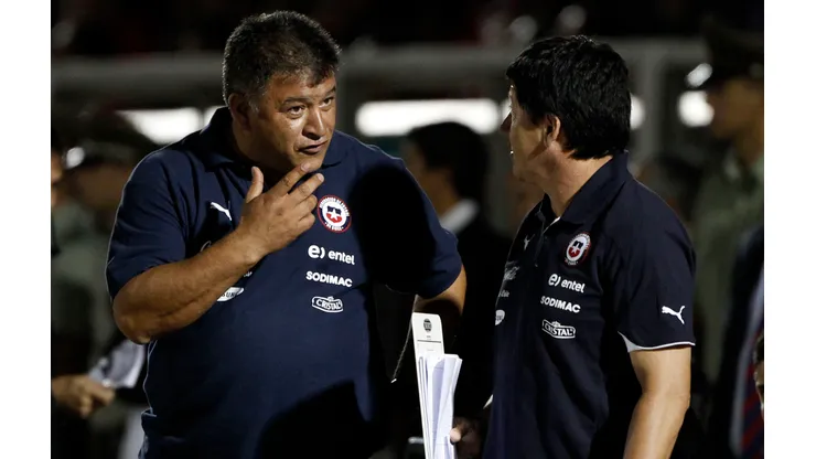Claudio Borghi junto a Jaime Vera en la Selección Chilena. (Foto: Andrés Pina/Photosport)