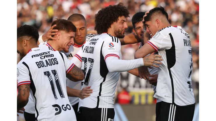 Colo Colo recibe a la Unión Española en el estadio Monumental (Foto: Photosport)