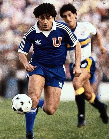 Pato Yáñez de azul. | Foto: Archio