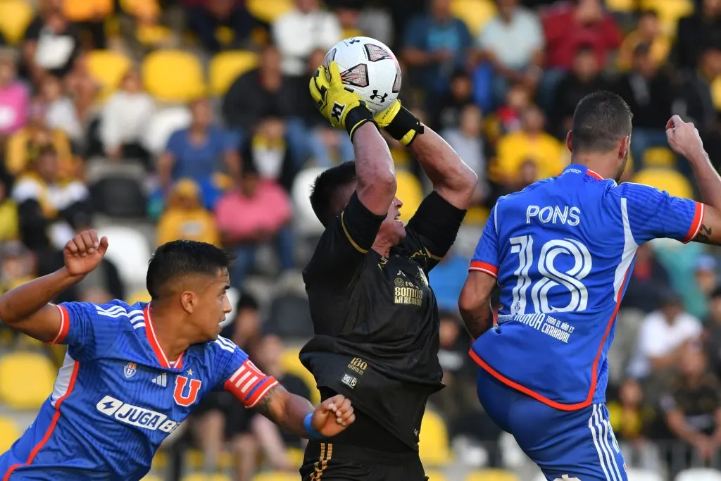 Pinto ha tenido varios choques contra la U | FOTO: Alejandro Pizarro Ubilla/Photosport