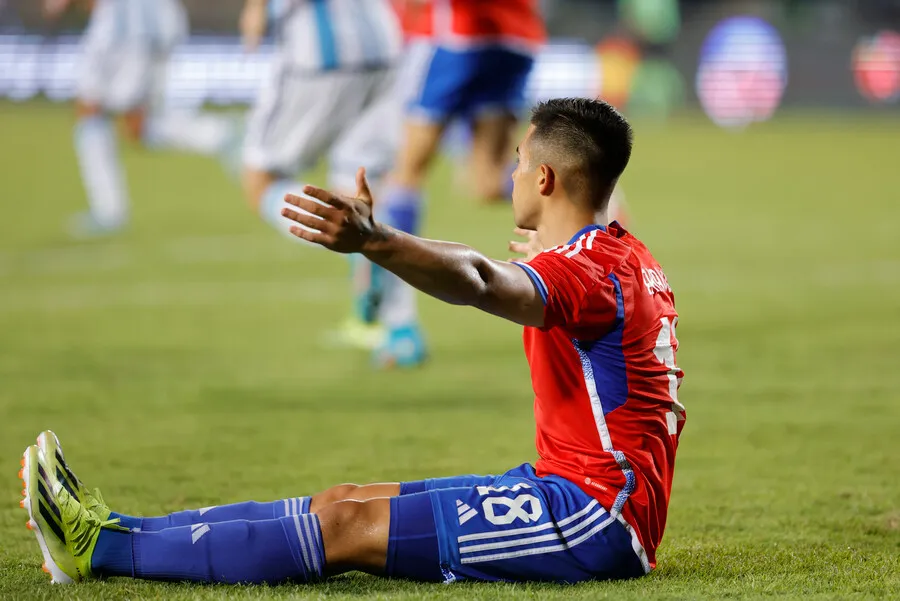 Aravena no logró brillar | Foto: Photosport