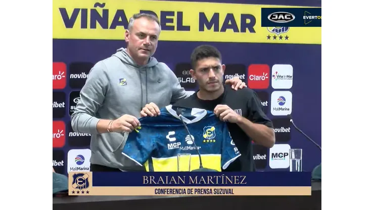 El delantero se suma a Everton para la temporada 2024.