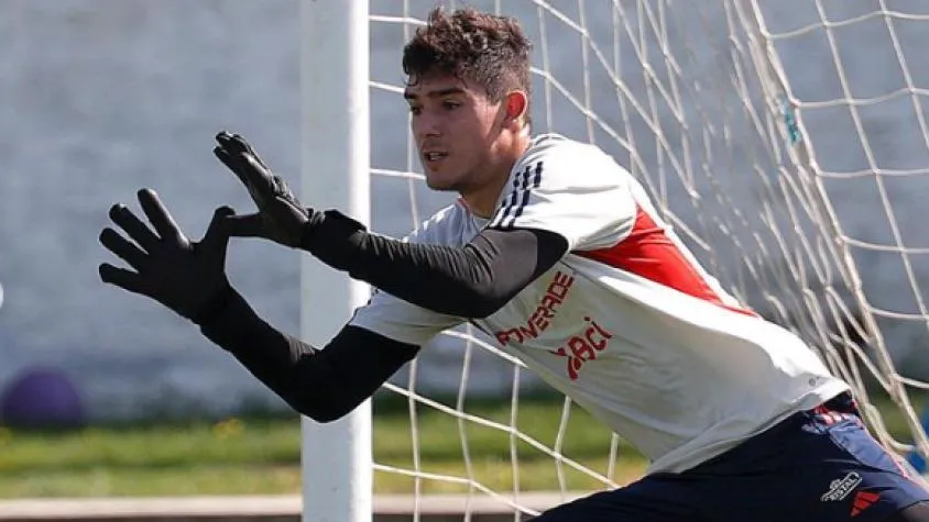 Vicente Reyes entrenando con la Roja | FOTO: Photosport