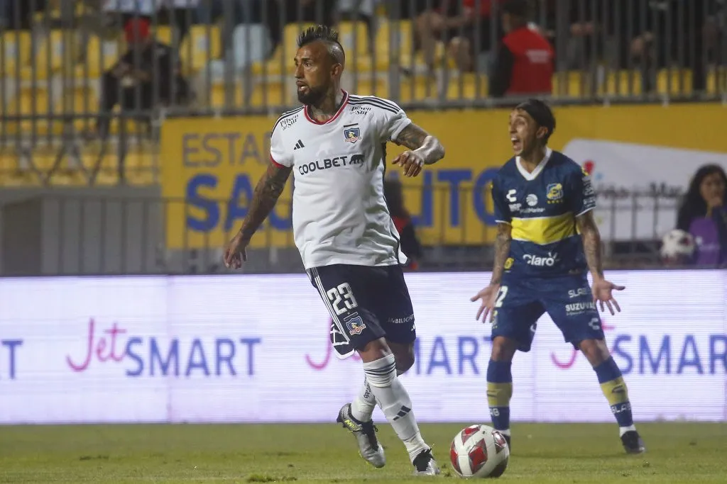 Arturo Vidal volvió a jugar por Colo Colo después de 17 años. (Foto: Sebastián Cisternas/Photosport)