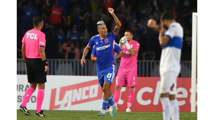 Leandro Fernández marcó un doblete en el triunfo de la U (Foto: Photosport)