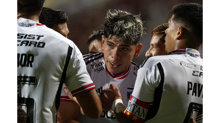 Carlos Palacios se retracta y no asegura su continuidad en Colo Colo. (Foto: Andrés Pina/Photosport)
