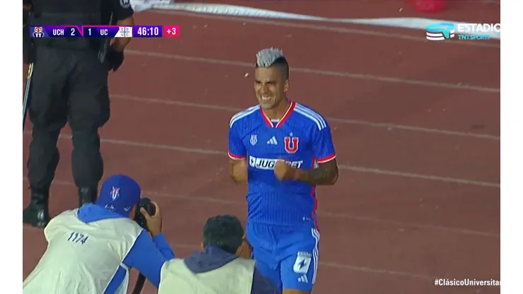 Leandro Fernández anotó un golazo para la Universidad de Chile (Foto: TNT Sports)