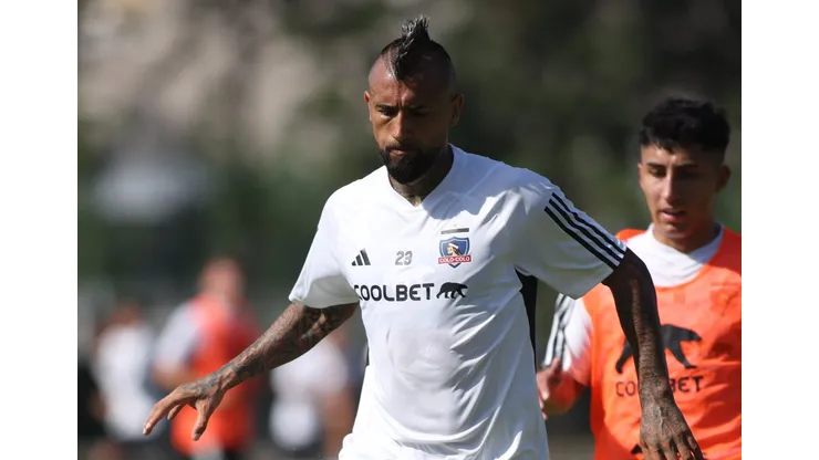 Histórico de Colo Colo teme por el debut de Arturo Vidal. (Foto: Colo Colo)