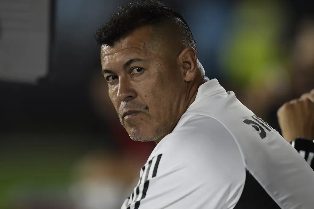 Jorge Almirón dirigirá a Colo Colo en su cuarto partido amistoso. (Foto: Dante Fernández/Focouy/Photosport)