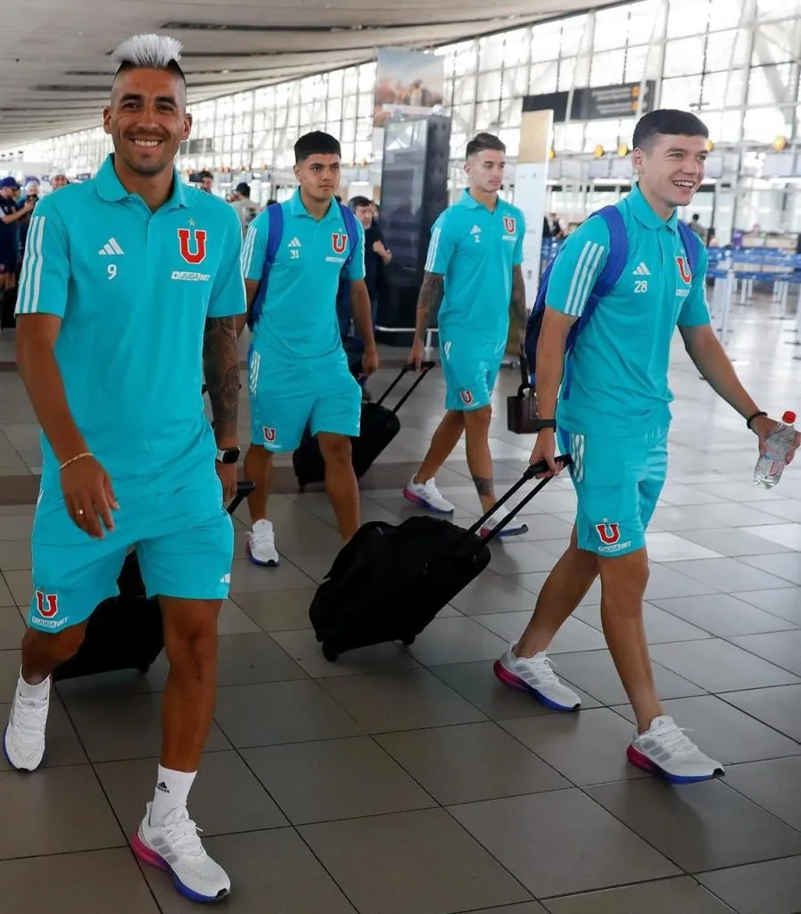 La U y el nuevo color de su ropa de concentración (Prensa UCH)