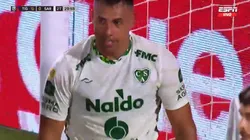 Iván Morales se perdió una gran chance de gol en Sarmiento (Foto: ESPN)