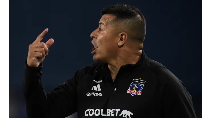 Jorge Almirón aprueba a un viejo conocido como refuerzo (Foto: Photosport)