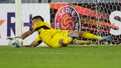 Brayan Cortés se queda en Colo Colo para este 2024. (Foto: Dante Fernandez/Focouy/Photosport)