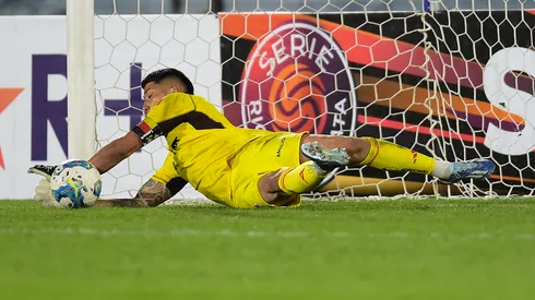 Brayan Cortés se queda en Colo Colo para este 2024. (Foto: Dante Fernandez/Focouy/Photosport)