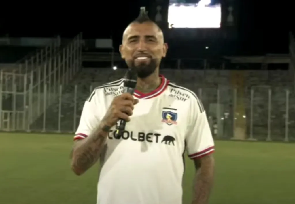 Arturo Vidal ya fue presentado como el primer refuerzo de Colo Colo para este 2024. (Foto: Captura)