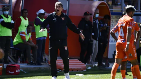Emiliano Astorga mantiene tranquilidad en Cobreloa pese a los resultados