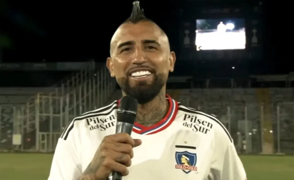 Arturo Vidal ya fue presentado como primer refuerzo del Cacique (Foto: Colo Colo)