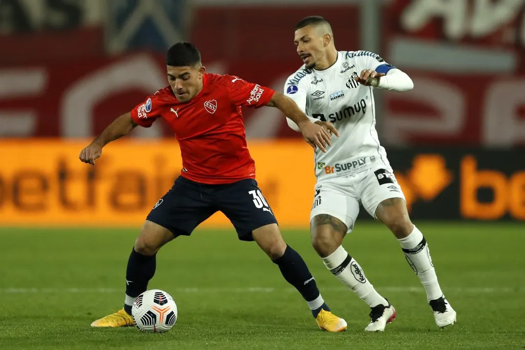 Braian Martínez se convertirá en el segundo refuerzo de Colo Colo para esta temporada 2024. (Foto: Gustavo Ortiz – Pool/Getty Images)