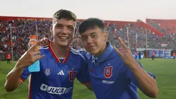 Jugadores de la U protegen del bullying a canteranos del plantel