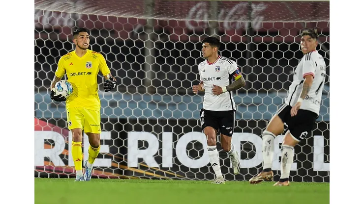 En Colo Colo se complican les gestiones por los primeros refuerzos. (Foto: Photosport)