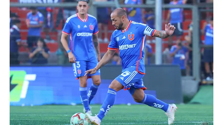 Marcelo Díaz piensa en un 2024 partido a partido en la Universidad de Chile (Foto: Photosport)