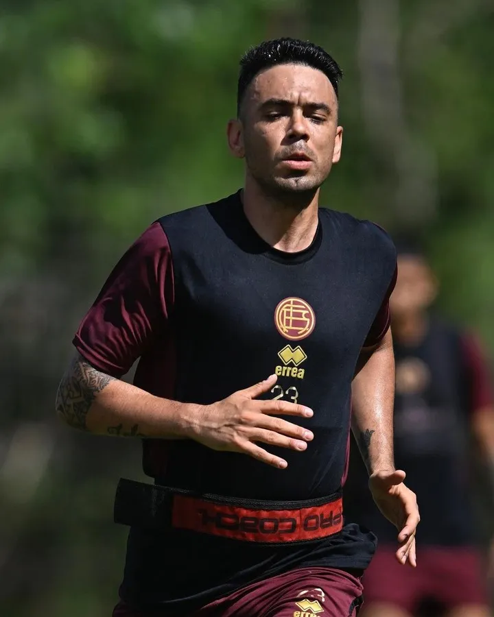 Nery Domínguez busca convencer a Fernández con irse a Lanús (Archivo)