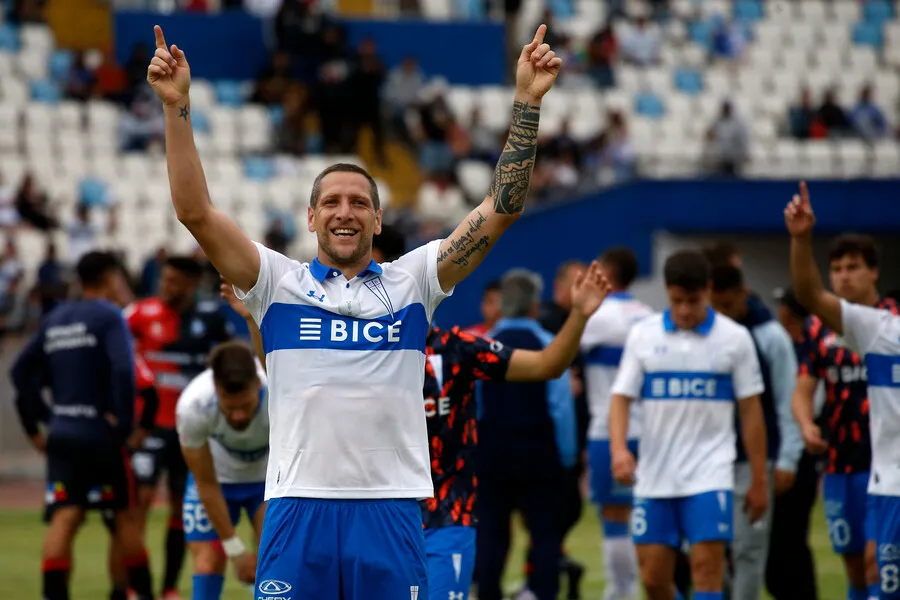 Aued en su último partido con la Universidad Católica | Foto: Photosport