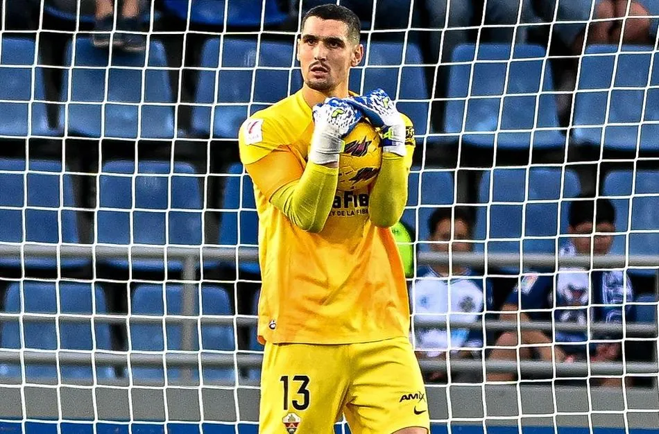 Matías Dituro contó su verdad tras salir de la Universidad Católica (@ElcheCF)