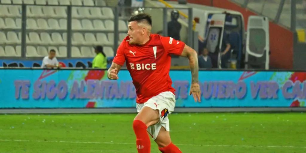 Nico Castillo volvió a jugar con la UC tras años ausente (Cruzados)